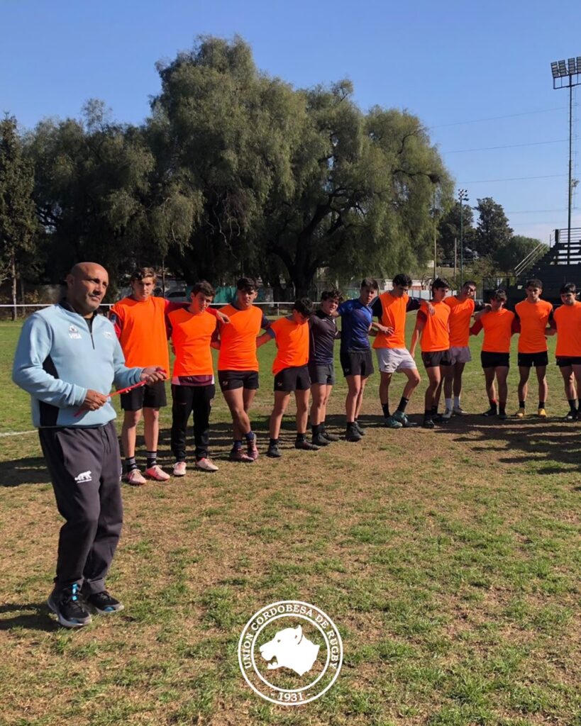 MONO ENTRENAMIENTO SEVEN